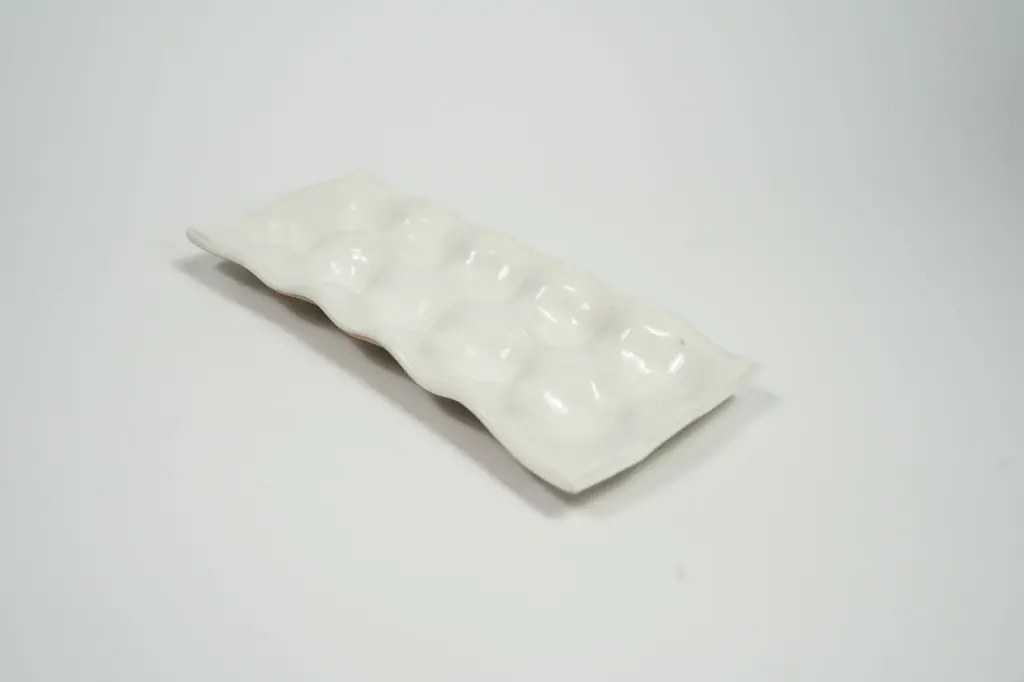 Eierschaaltje wit